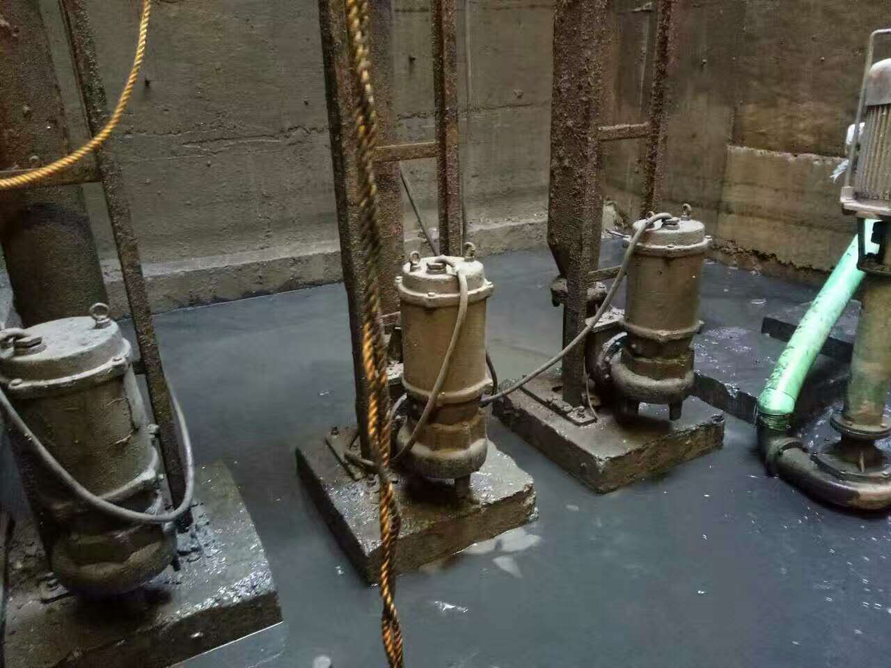 化隆污水池清理